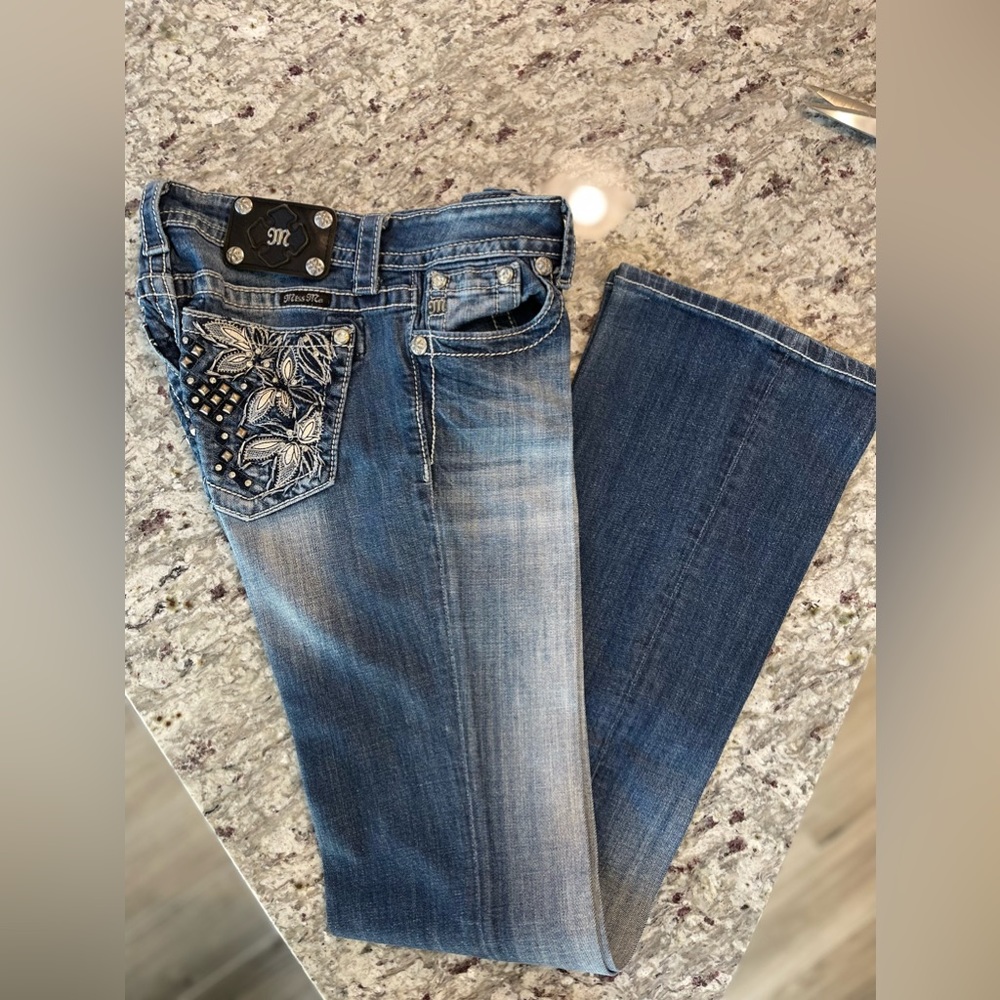 Miss Me Boot cut size 28